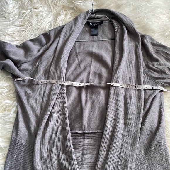 Ashley Stewart grey beige 3/4 sleeve acrylic open cardigan plus 14/16 point hems - Picture 12 of 17